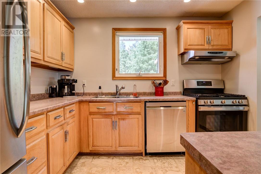 3855 Swanson, Val Caron, Ontario  P3N 1J4 - Photo 7 - 2128557