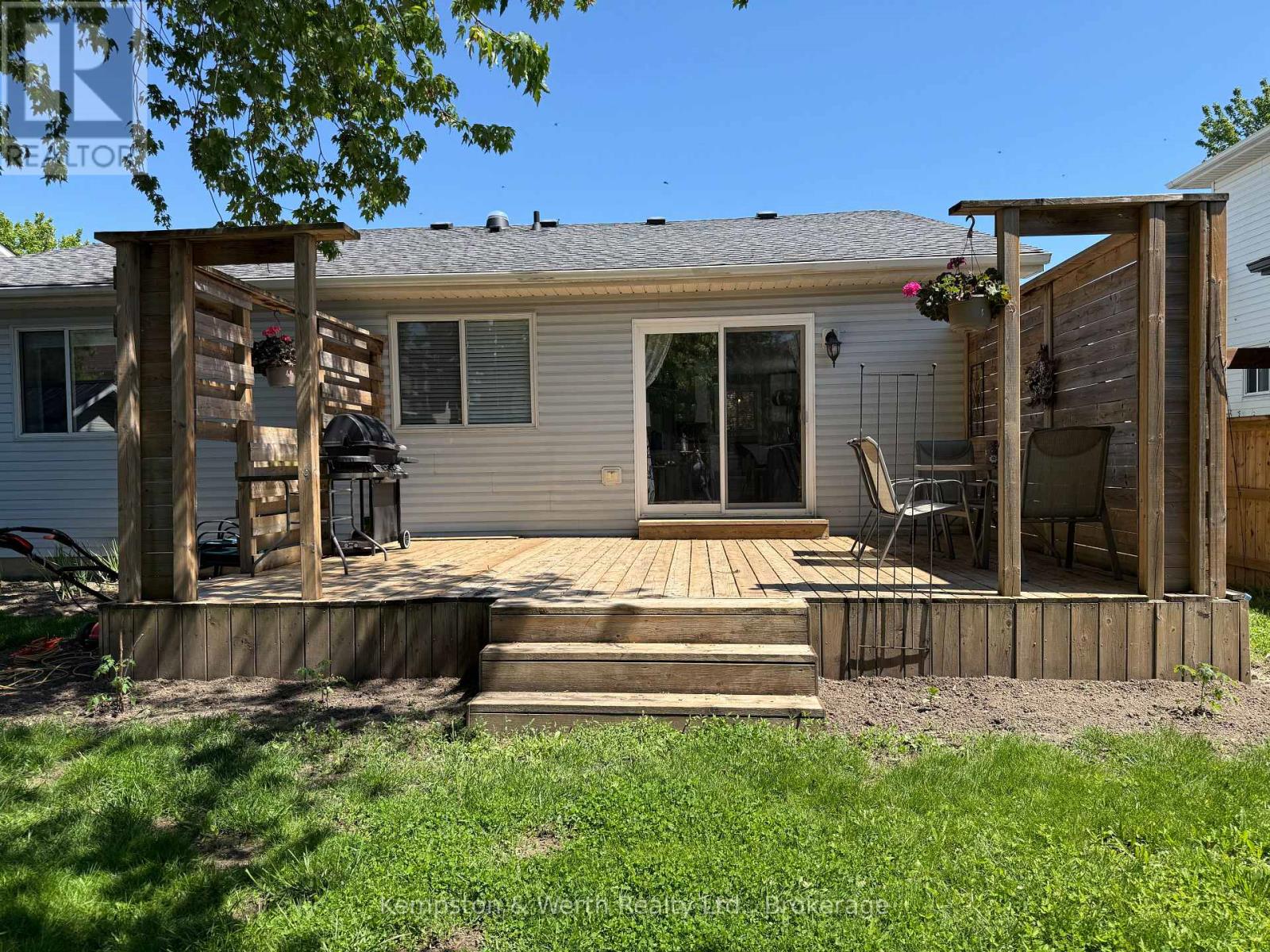 750 Lavery Street W, North Perth, Ontario N4W 3T4 - Photo 27 - X13224180
