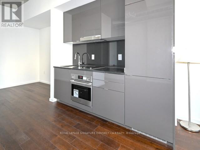 910 - 21 Lawren Harris Square, Toronto, Ontario  M5A 0T4 - Photo 3 - C13449978
