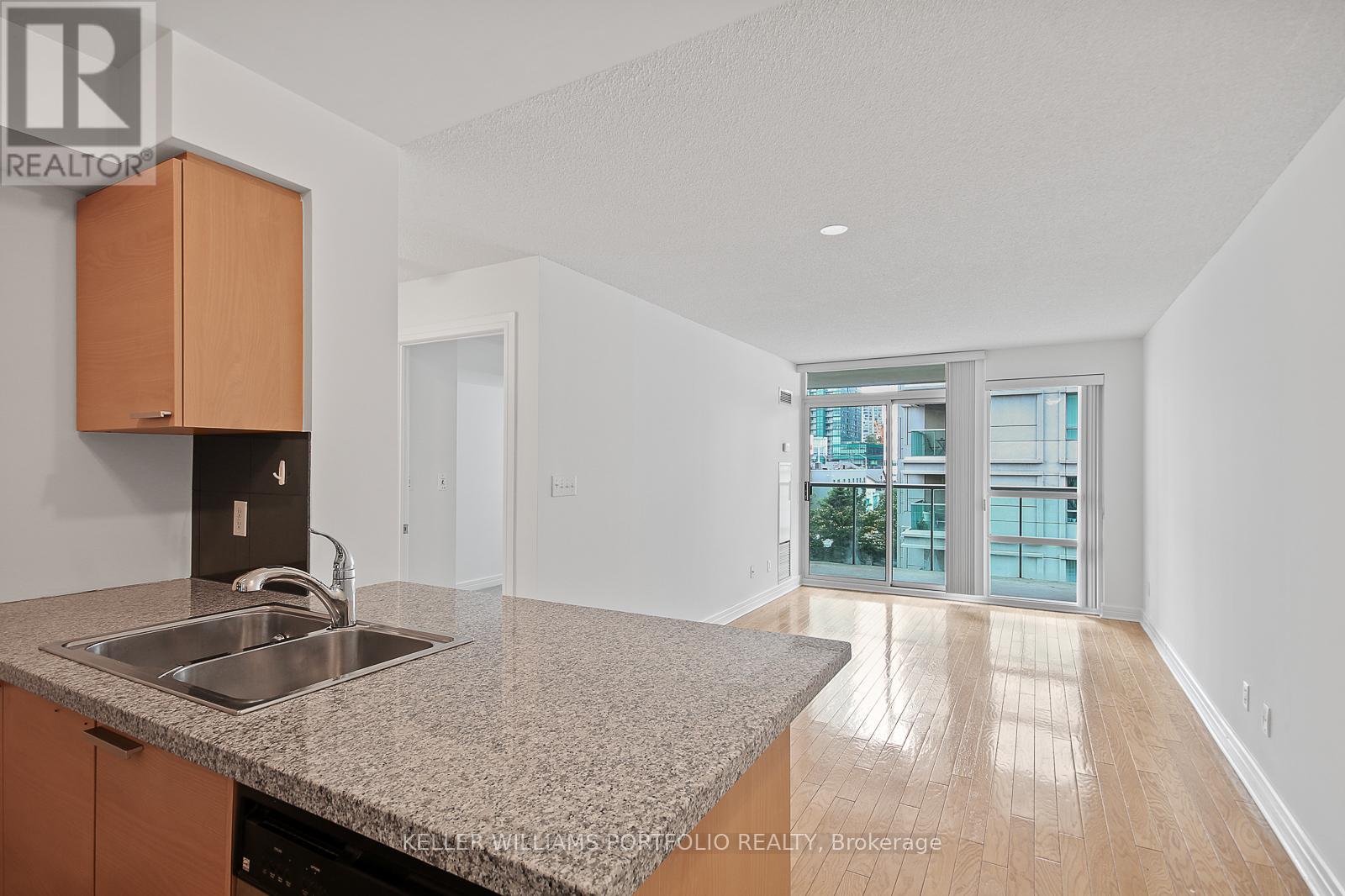 312 - 16 Harrison Garden Boulevard, Toronto, Ontario  M2N 7J6 - Photo 12 - C13450054