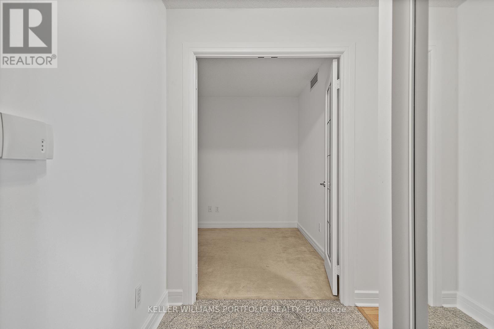 312 - 16 Harrison Garden Boulevard, Toronto, Ontario  M2N 7J6 - Photo 3 - C13450054