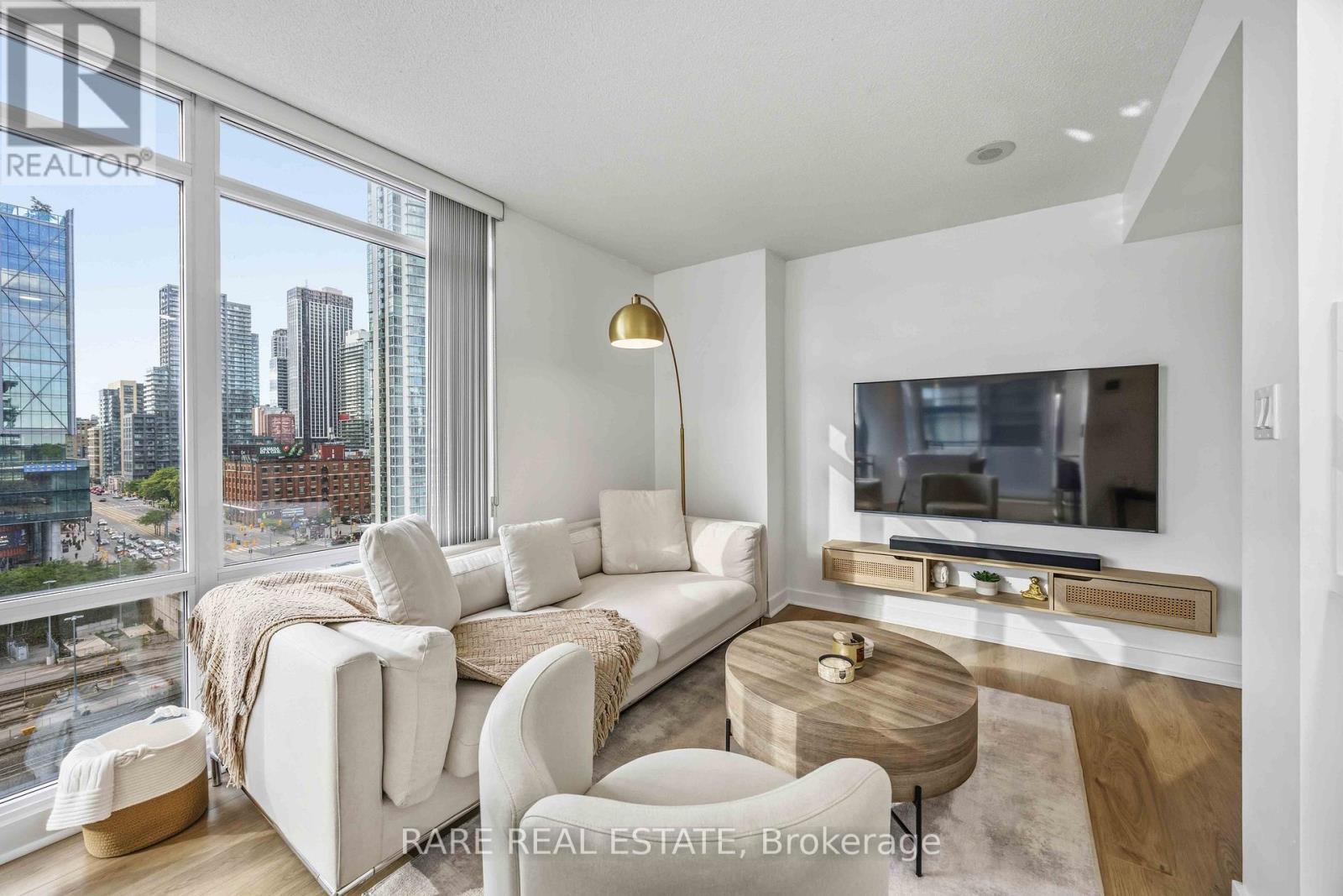 1002 - 4k Spadina Avenue, Toronto, Ontario  M5V 3Y4 - Photo 2 - C13450086