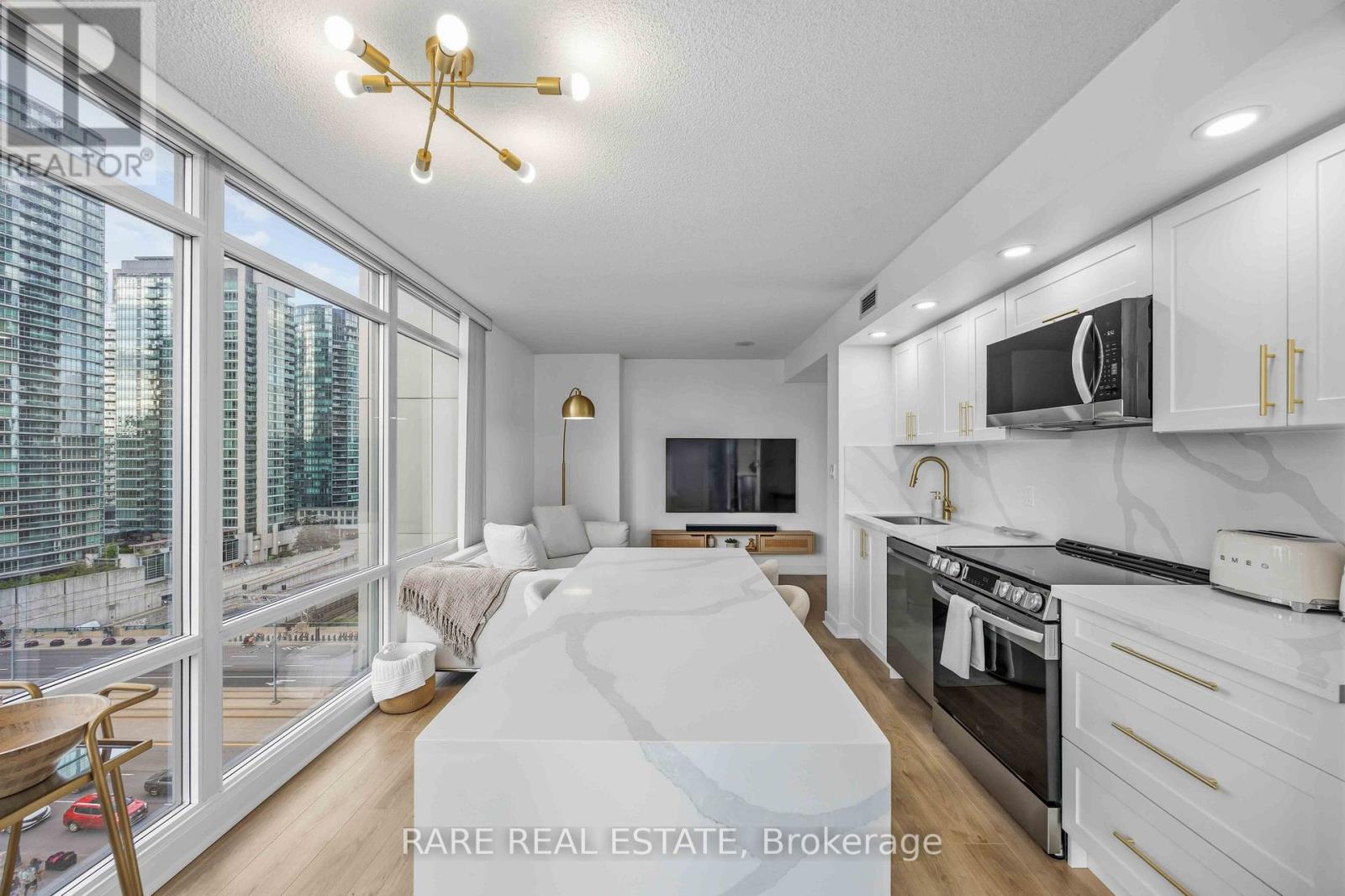 1002 - 4k Spadina Avenue, Toronto, Ontario  M5V 3Y4 - Photo 3 - C13450086