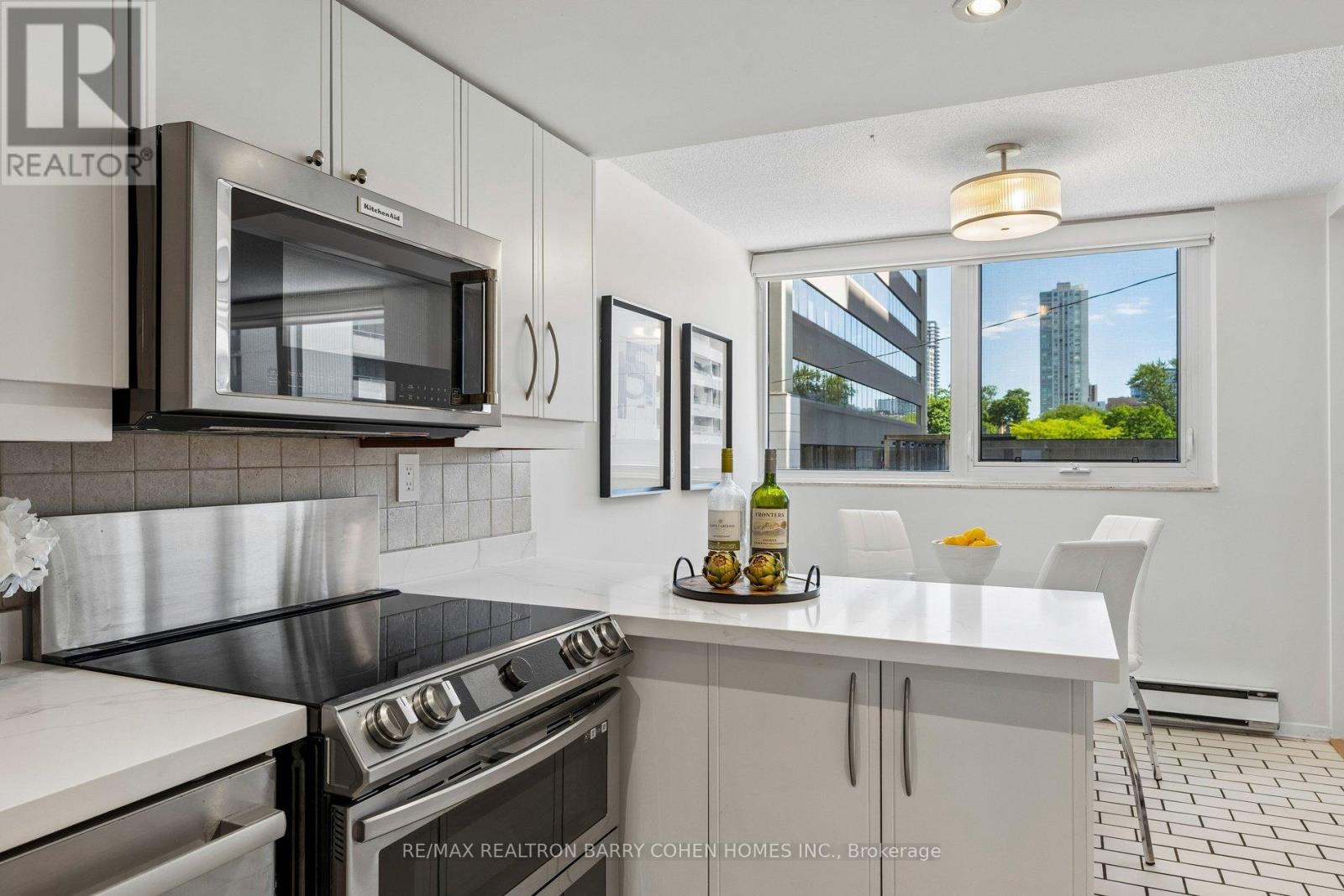 301 - 360 Bloor Street E, Toronto, Ontario  M4W 3M3 - Photo 19 - C13450144