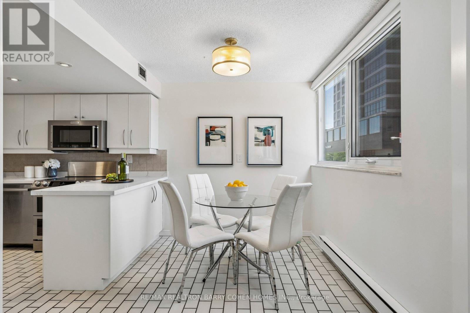 301 - 360 Bloor Street E, Toronto, Ontario  M4W 3M3 - Photo 23 - C13450144