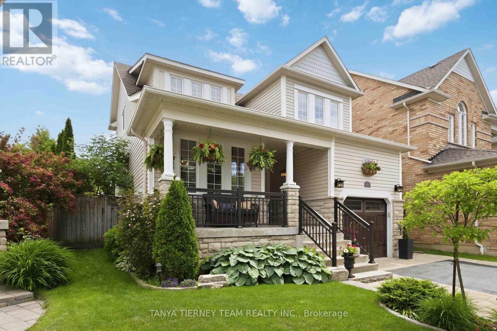 64 TUNNEY PLACE, Whitby, Ontario