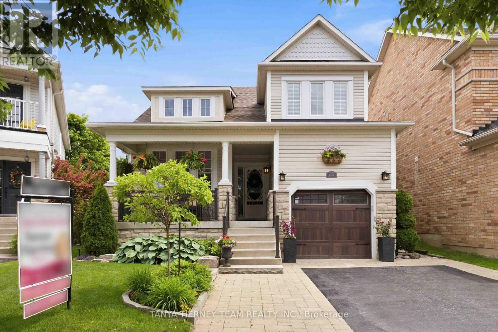 64 Tunney Place, Whitby, Ontario  L1M 2G5 - Photo 2 - E13450000