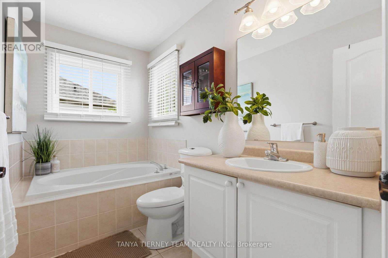 64 Tunney Place, Whitby, Ontario  L1M 2G5 - Photo 29 - E13450000