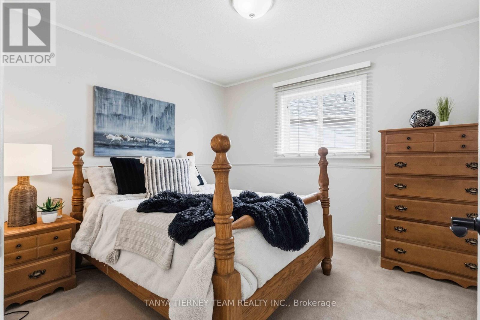64 Tunney Place, Whitby, Ontario  L1M 2G5 - Photo 32 - E13450000