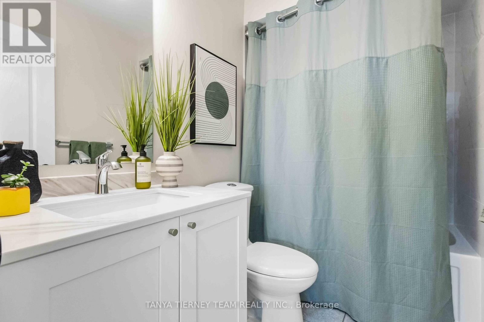 64 Tunney Place, Whitby, Ontario  L1M 2G5 - Photo 34 - E13450000