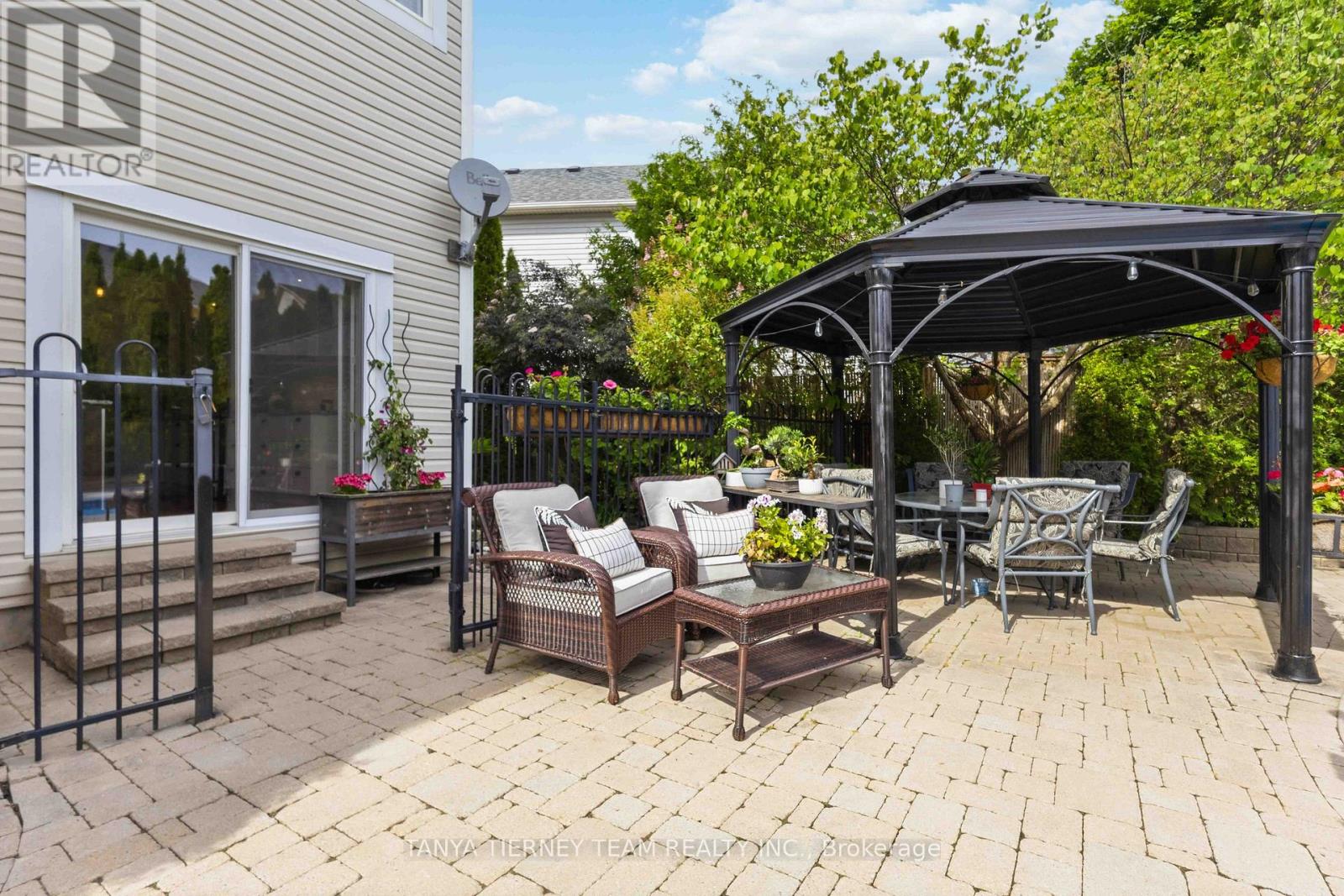 64 Tunney Place, Whitby, Ontario  L1M 2G5 - Photo 43 - E13450000