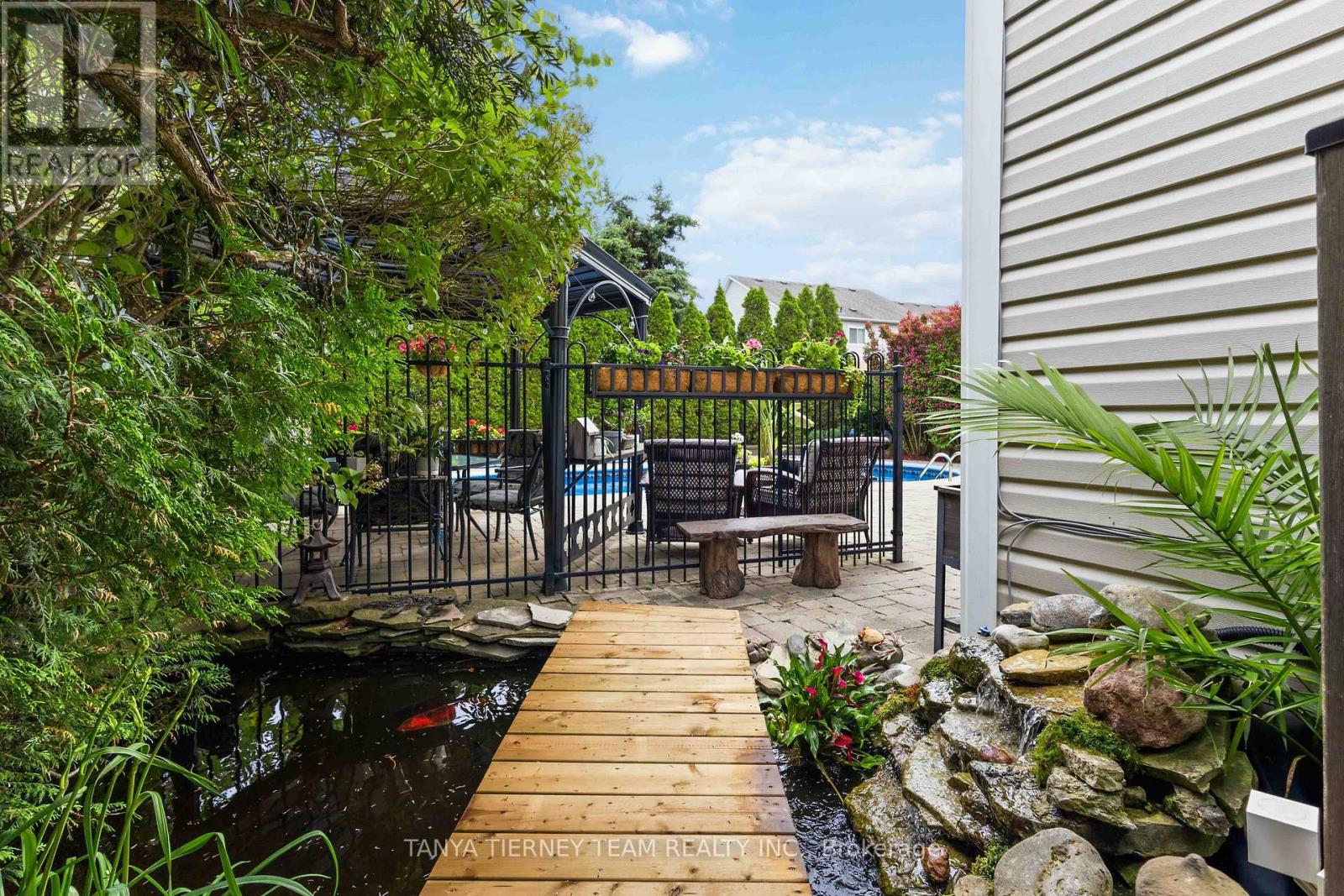 64 Tunney Place, Whitby, Ontario  L1M 2G5 - Photo 45 - E13450000
