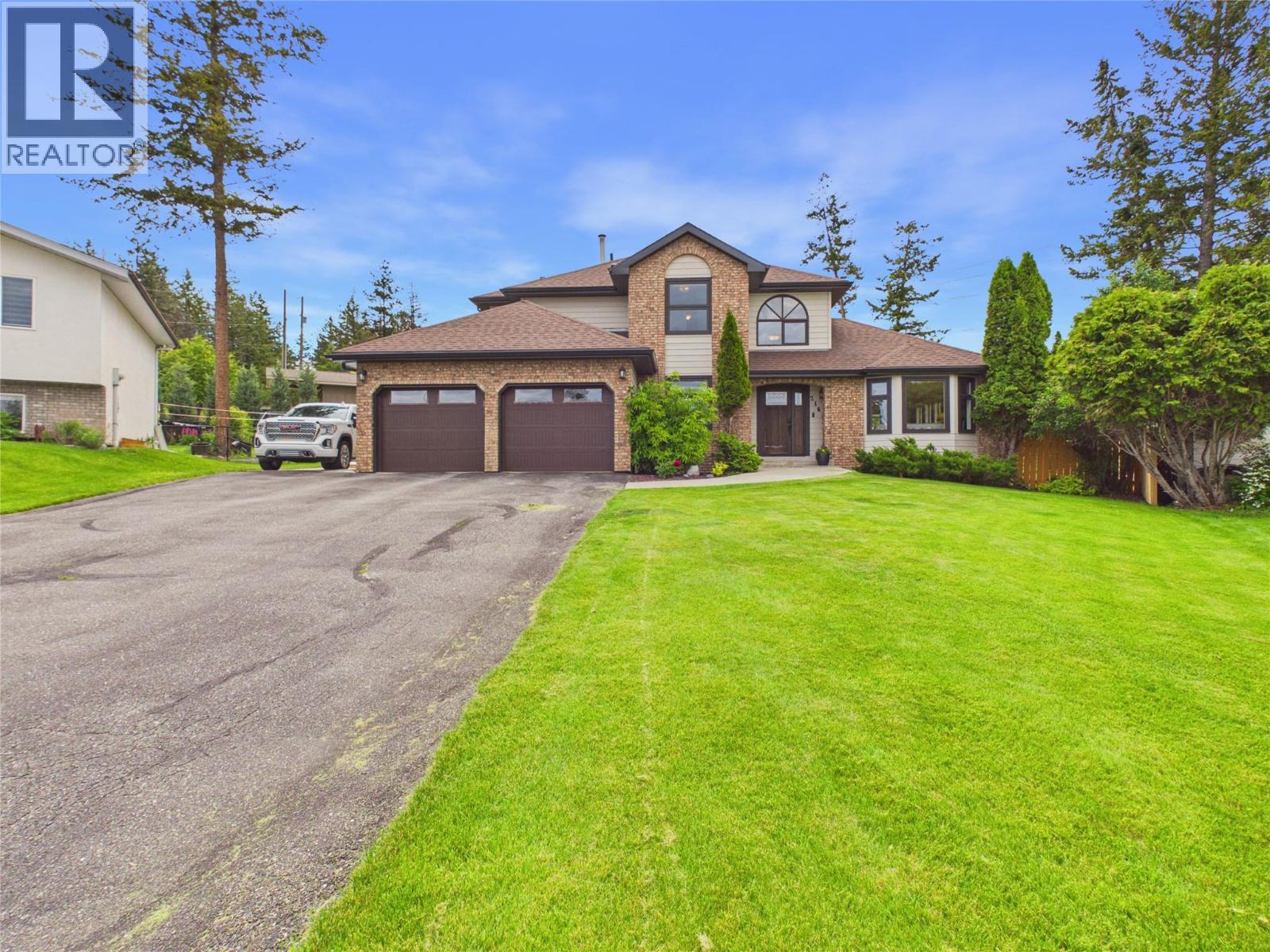 216 31st Avenue S, Cranbrook, British Columbia V1C 5W5 - Photo 2 - 10391408