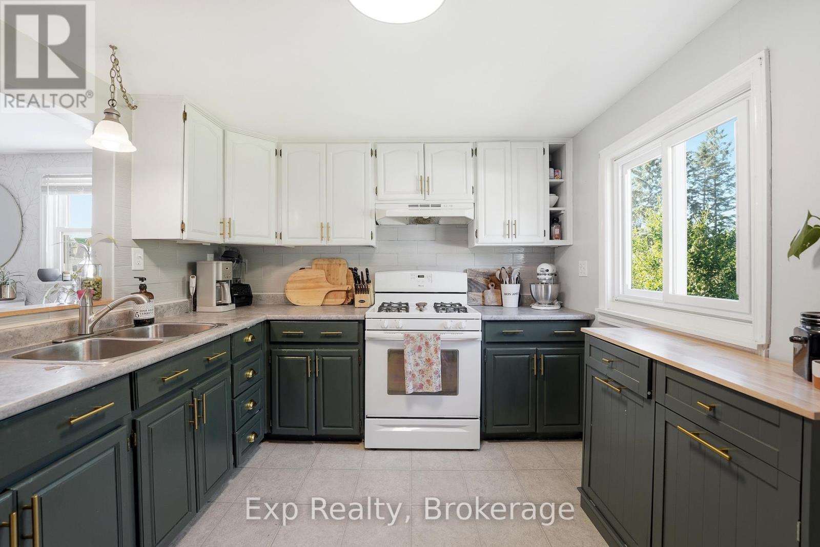34 South Park Street, Quinte West, Ontario  K0K 2C0 - Photo 11 - X13450292