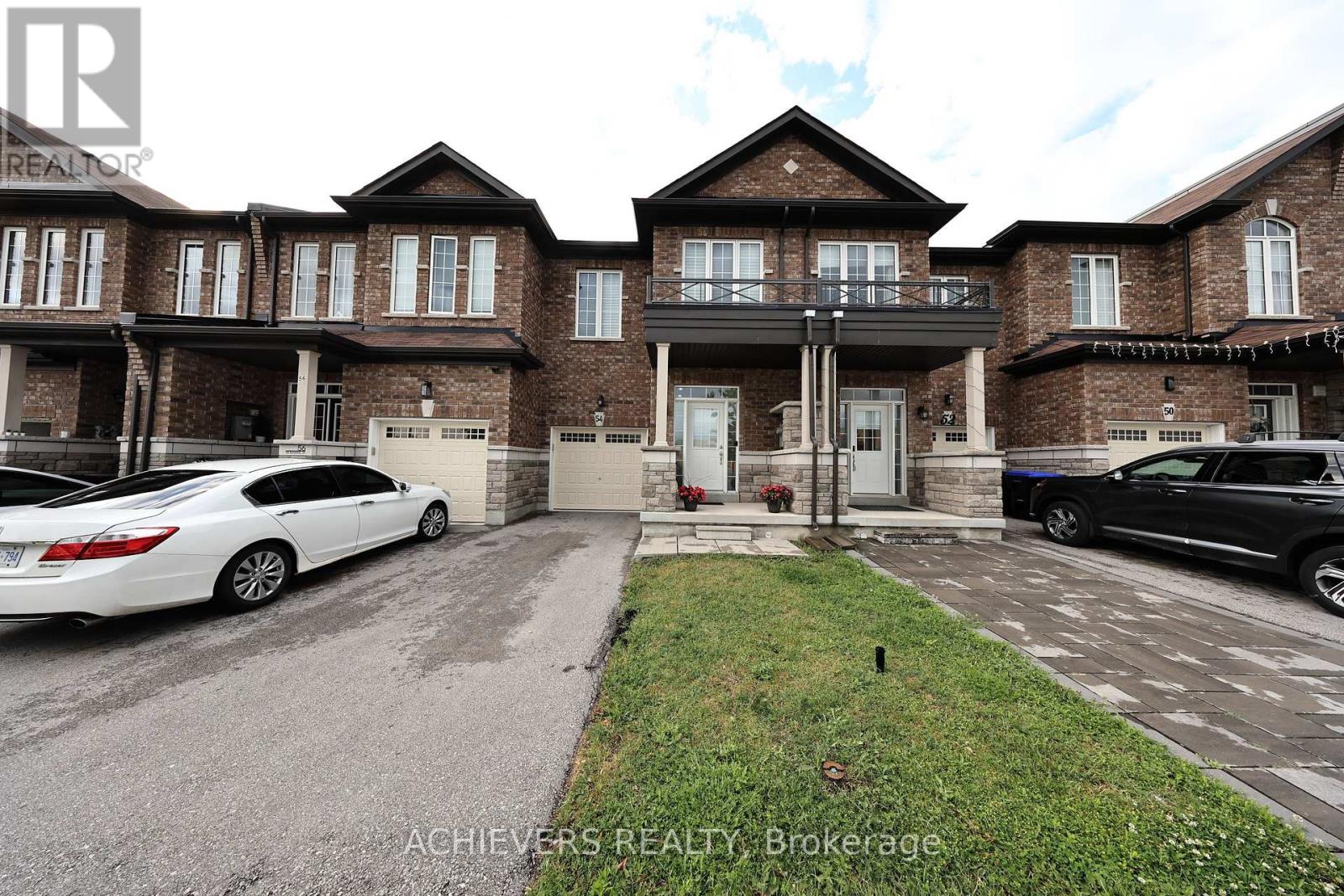 54 VETERANS STREET, Bradford West Gwillimbury, Ontario