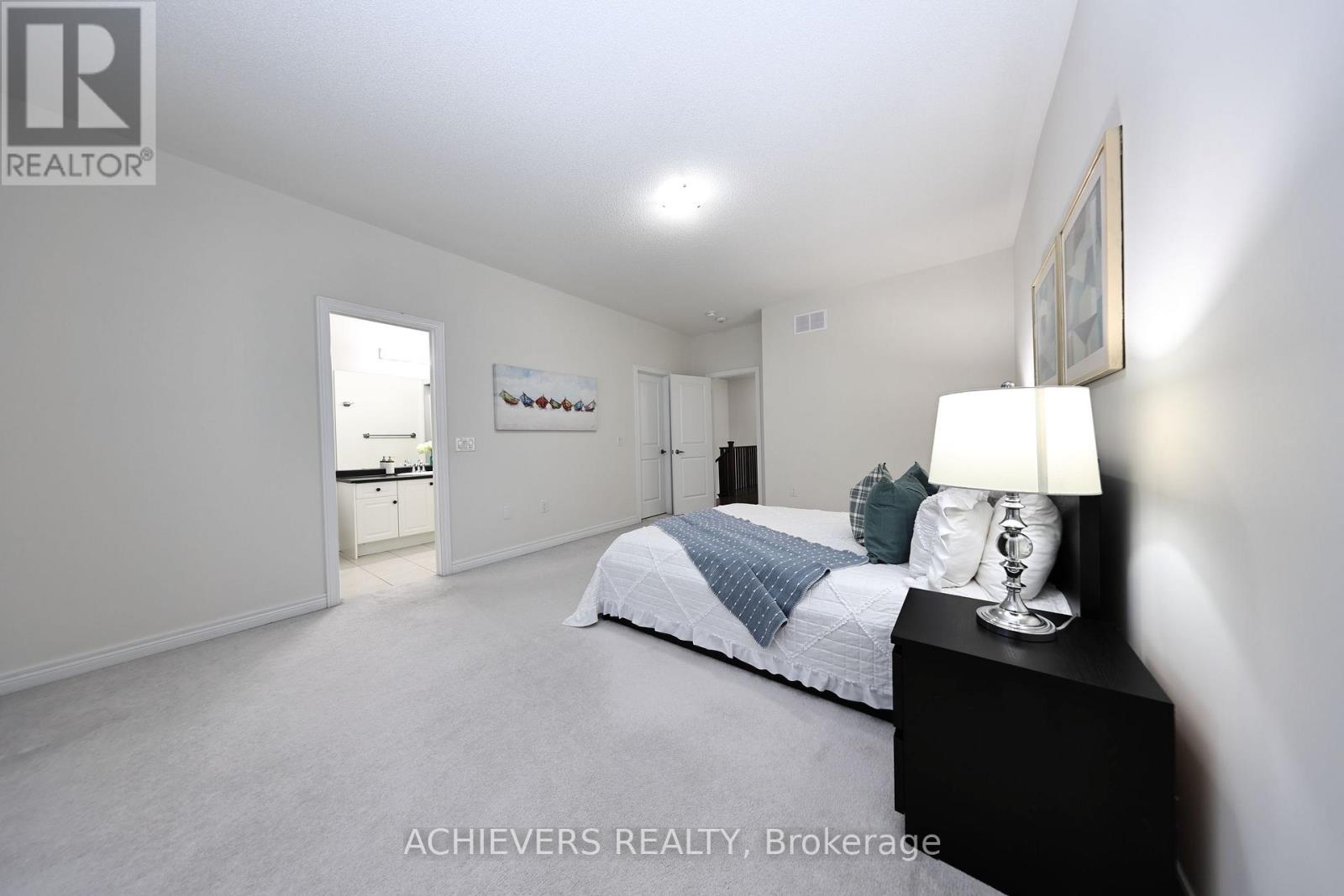 54 Veterans Street, Bradford West Gwillimbury, Ontario  L3A 4L4 - Photo 22 - N13450118
