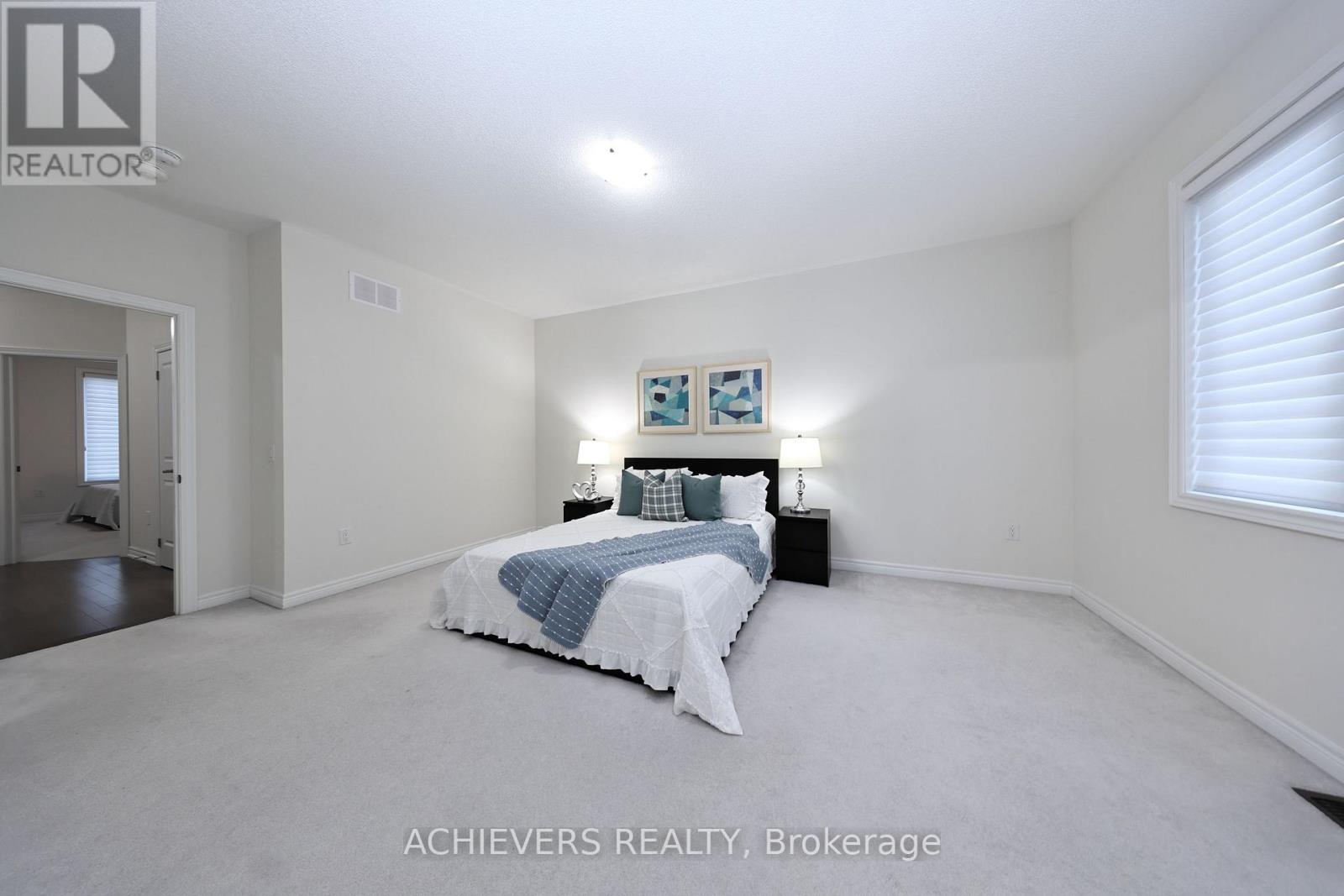 54 Veterans Street, Bradford West Gwillimbury, Ontario  L3A 4L4 - Photo 23 - N13450118