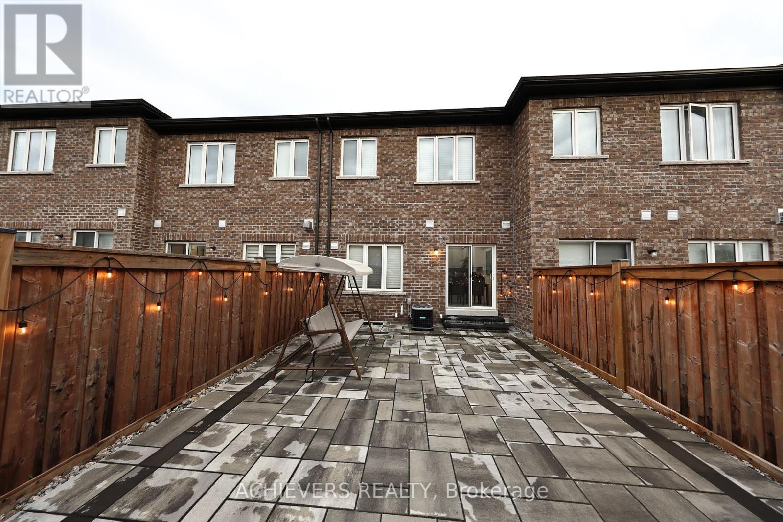 54 Veterans Street, Bradford West Gwillimbury, Ontario  L3A 4L4 - Photo 37 - N13450118