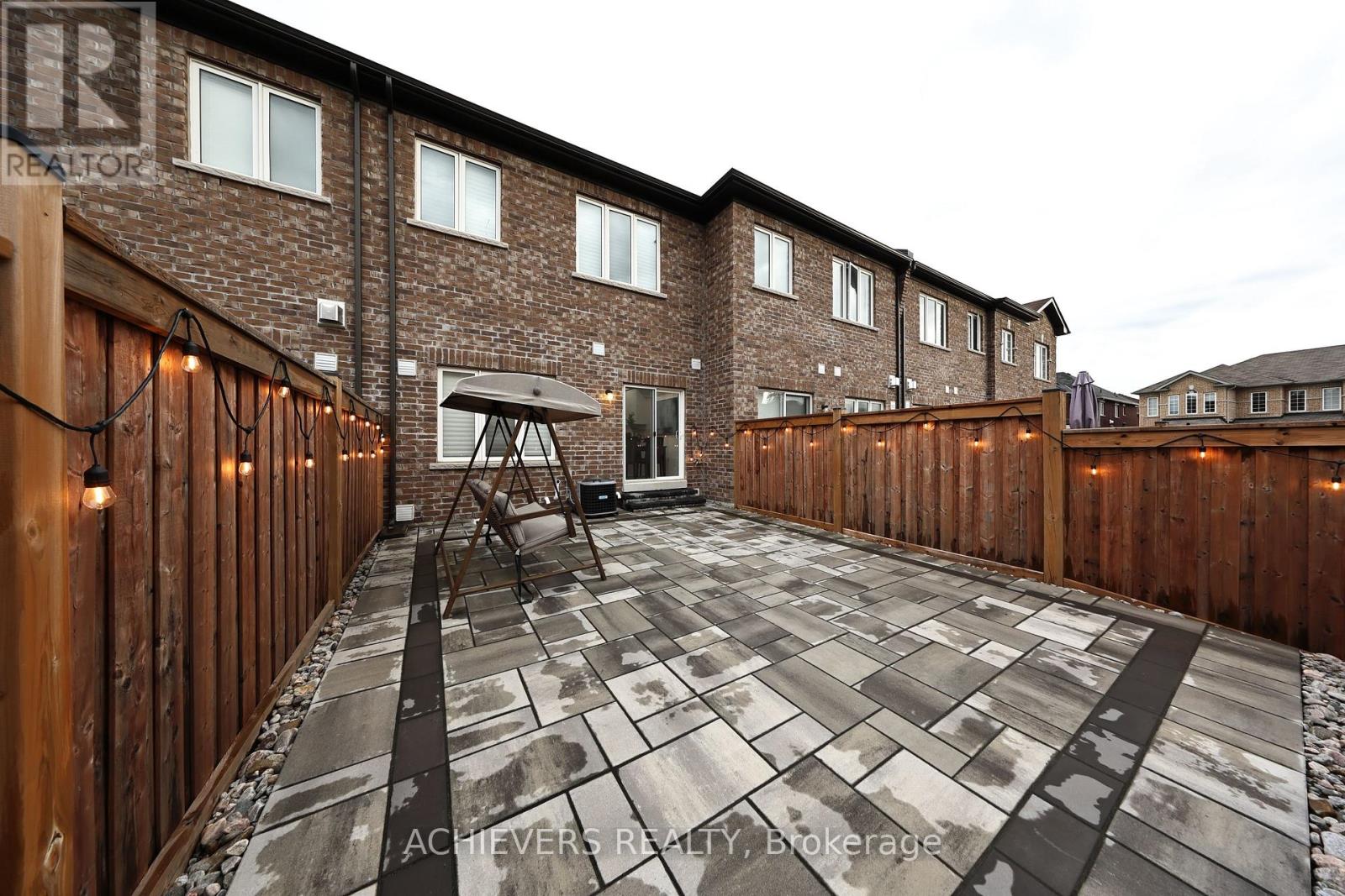 54 Veterans Street, Bradford West Gwillimbury, Ontario  L3A 4L4 - Photo 38 - N13450118