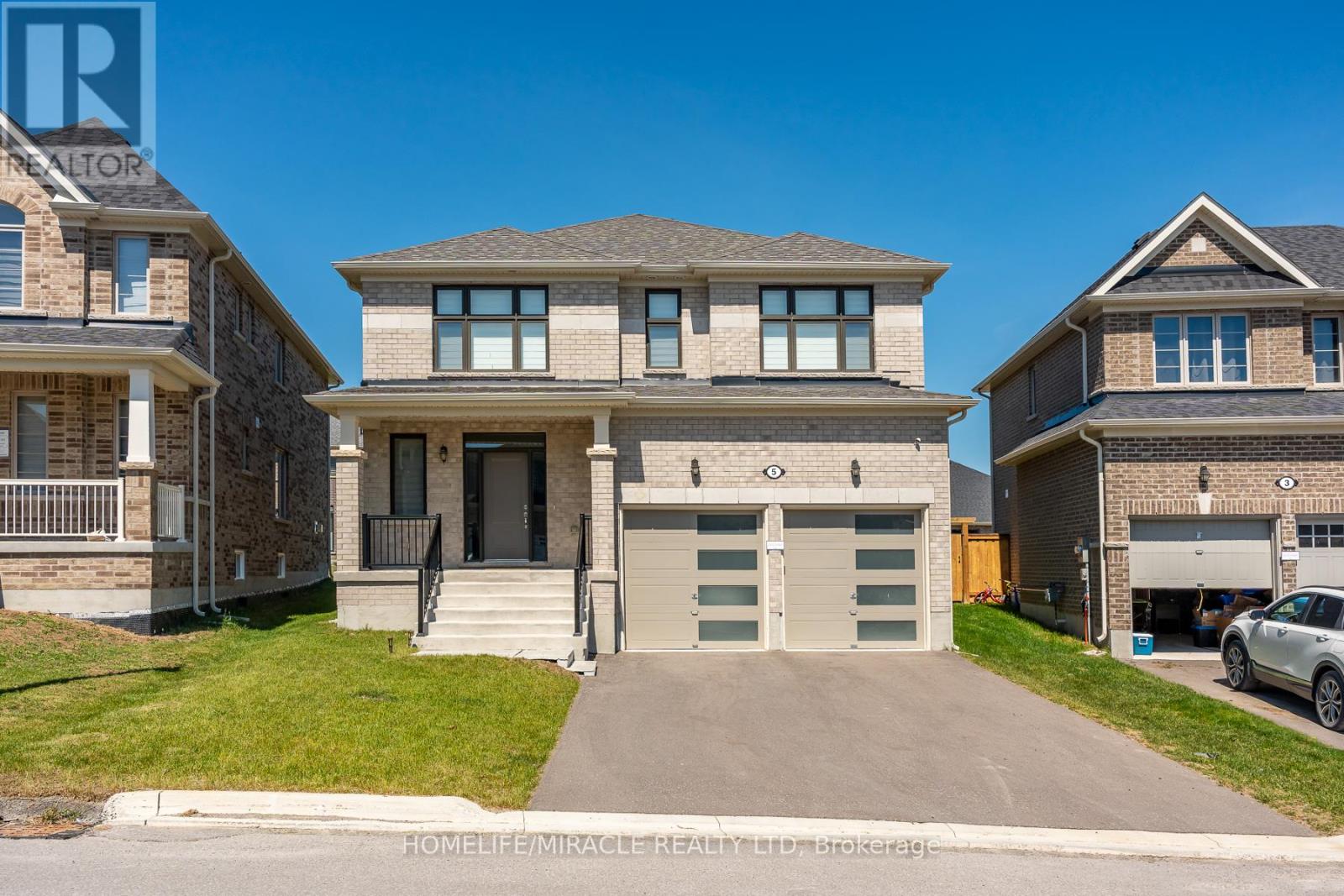 5 AINSLIE HILL CRESCENT, Georgina, Ontario