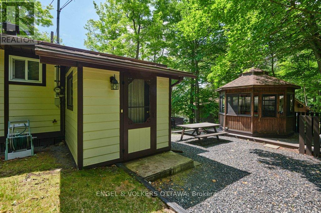1054 Coutlee Point Lane, Frontenac, Ontario  K0H 2P0 - Photo 10 - X13450444