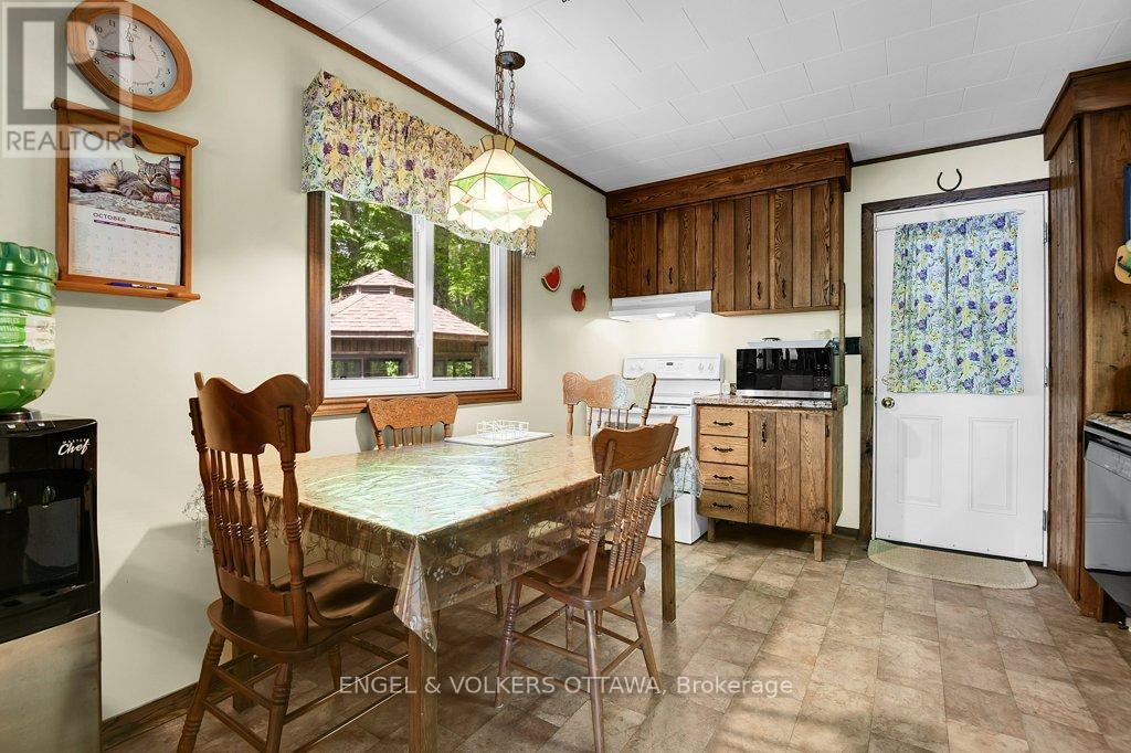 1054 Coutlee Point Lane, Frontenac, Ontario  K0H 2P0 - Photo 16 - X13450444