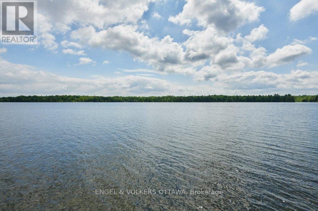 1054 Coutlee Point Lane, Frontenac, Ontario  K0H 2P0 - Photo 5 - X13450444
