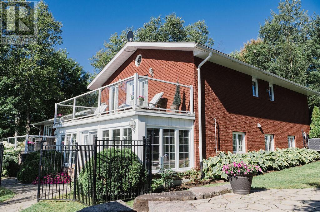 83 Scarlett Road, Machar, Ontario P0A 1X0 - Photo 4 - X12899036