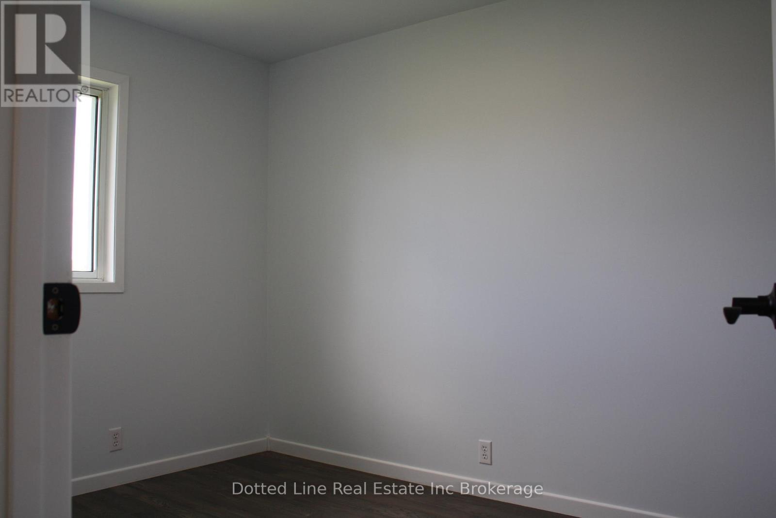 2831 Lakeshore Road, Norfolk, Ontario  N0E 1M0 - Photo 16 - X13450302