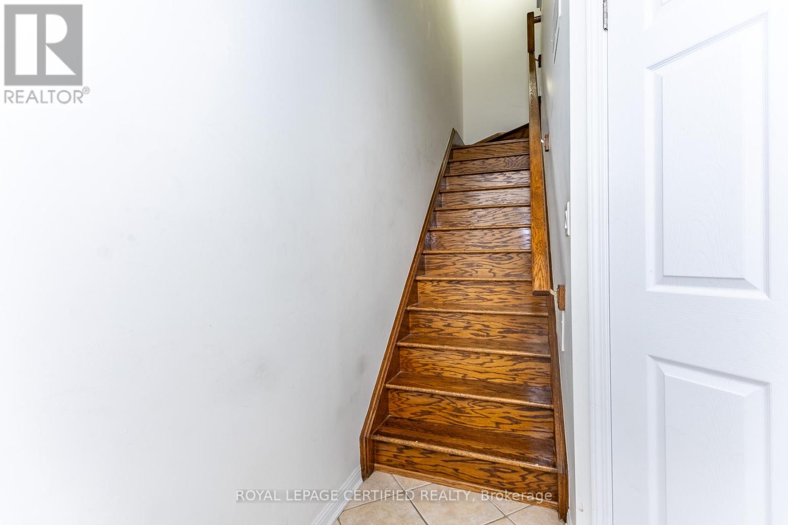 561 Speyer Circle, Milton, Ontario  L9T 0Y1 - Photo 7 - W13449984