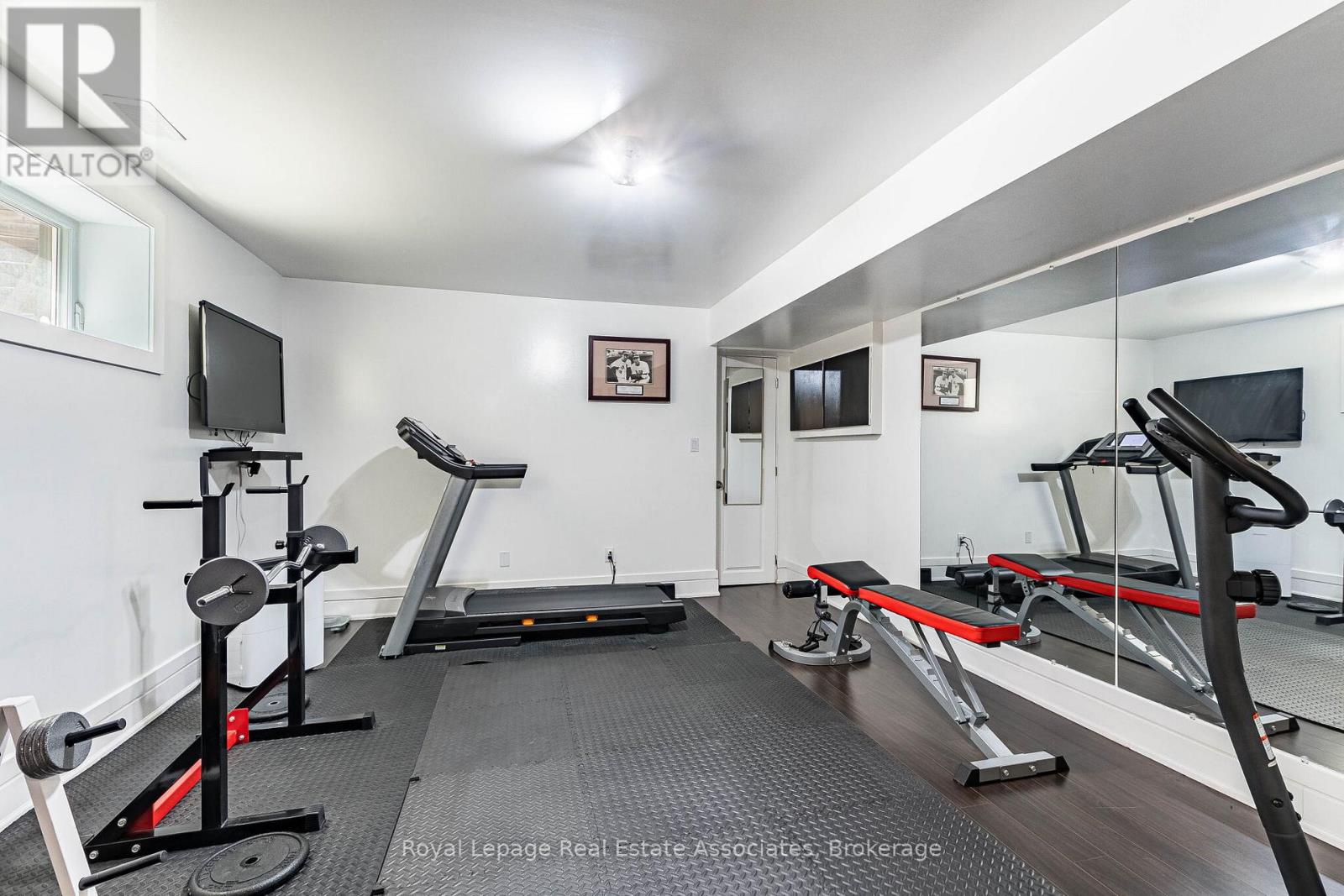 1071 Westmount Avenue, Mississauga, Ontario  L5E 1X5 - Photo 40 - W13449988