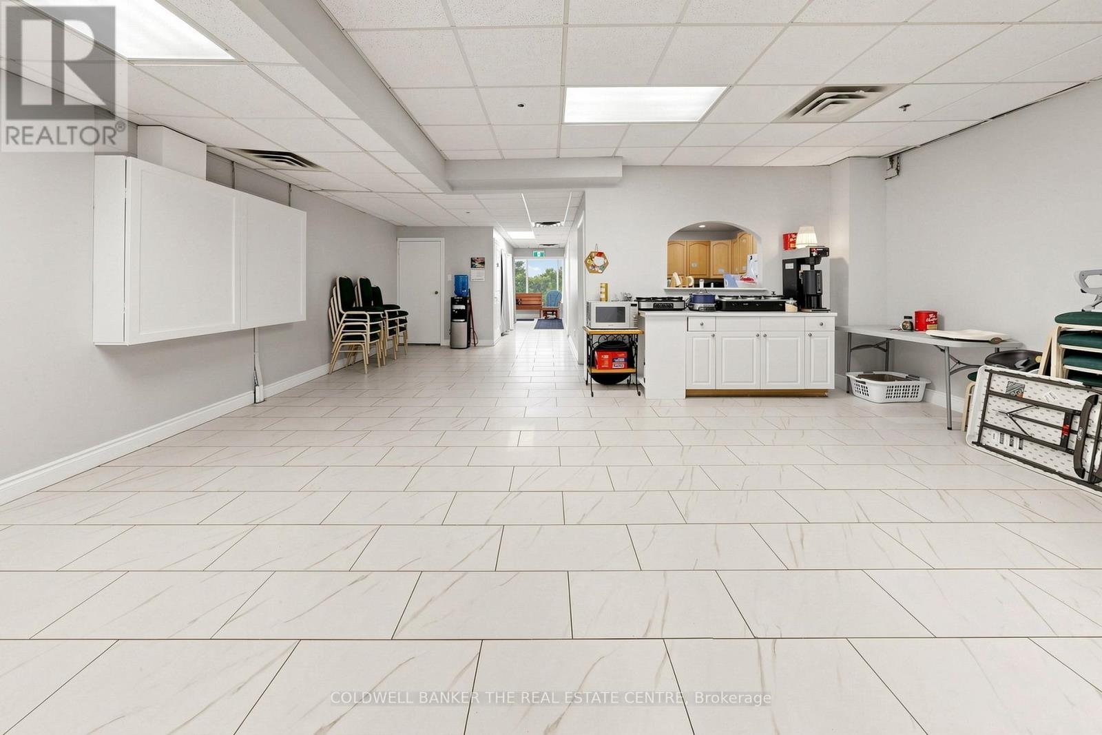 34 - 94 Kenhar Drive, Toronto, Ontario  M9L 1N2 - Photo 11 - W13450008