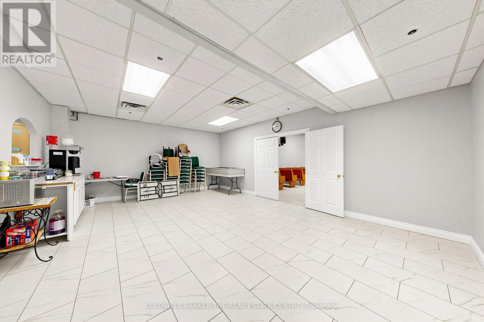 34 - 94 Kenhar Drive, Toronto, Ontario  M9L 1N2 - Photo 13 - W13450008