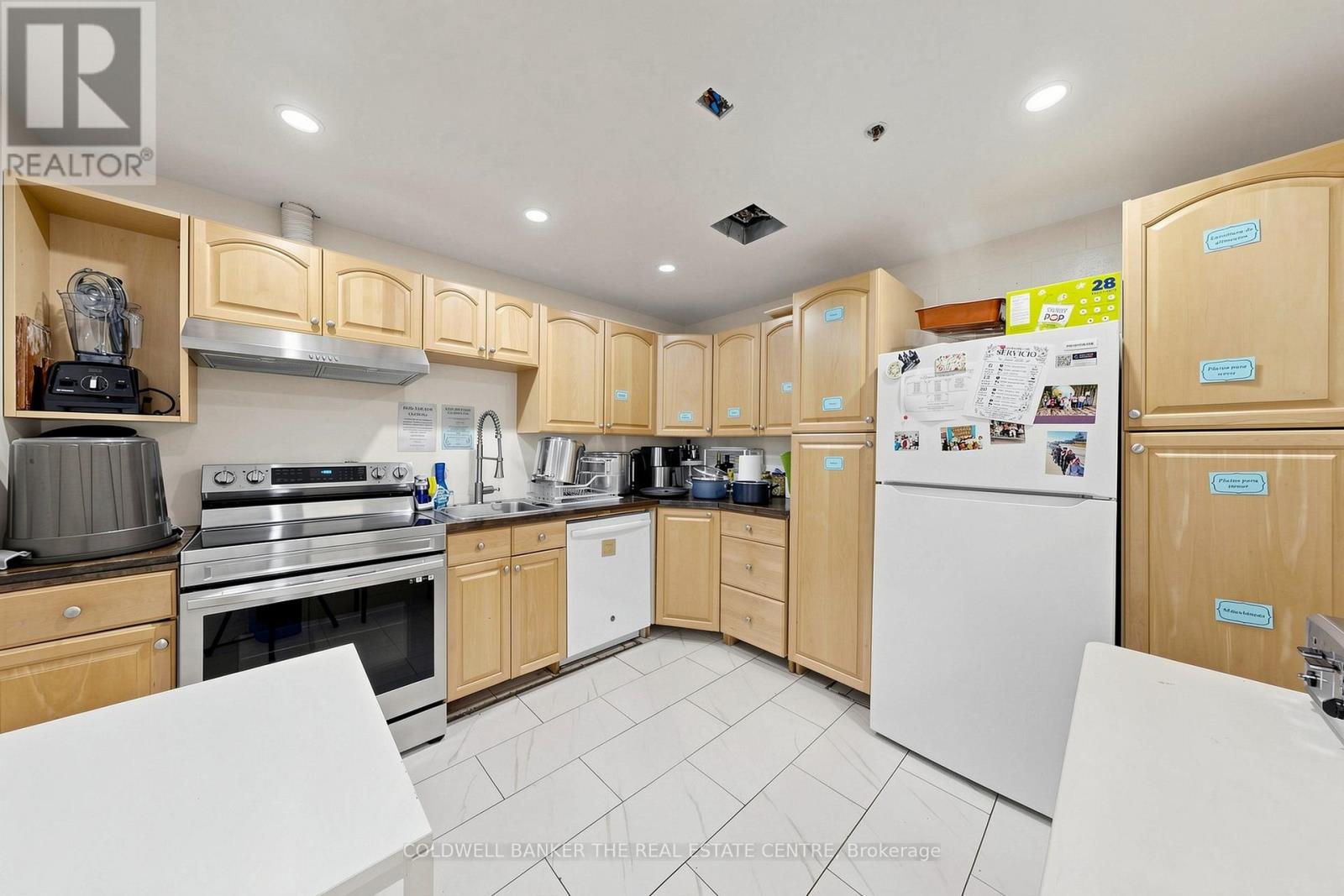 34 - 94 Kenhar Drive, Toronto, Ontario  M9L 1N2 - Photo 15 - W13450008
