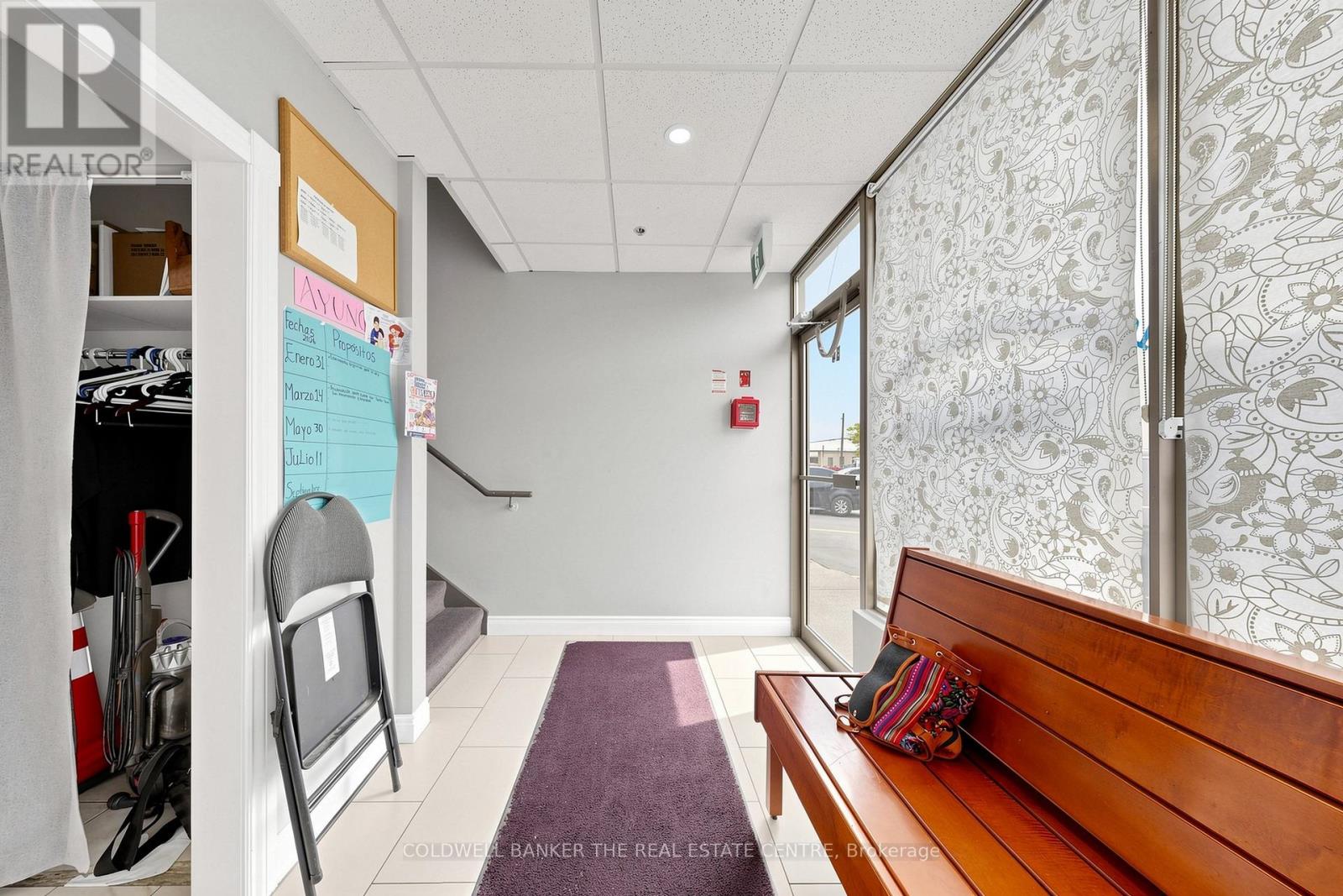 34 - 94 Kenhar Drive, Toronto, Ontario  M9L 1N2 - Photo 4 - W13450008