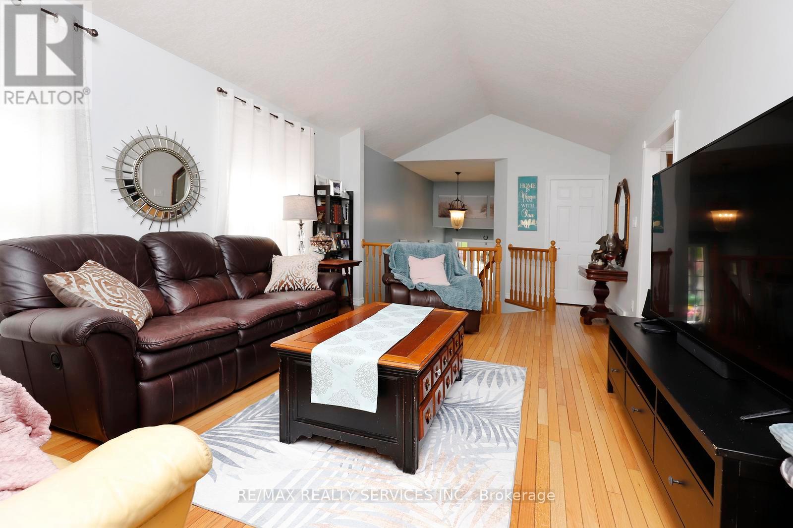 101 Glengarry Road, Orangeville, Ontario  L9W 5E4 - Photo 11 - W13450036