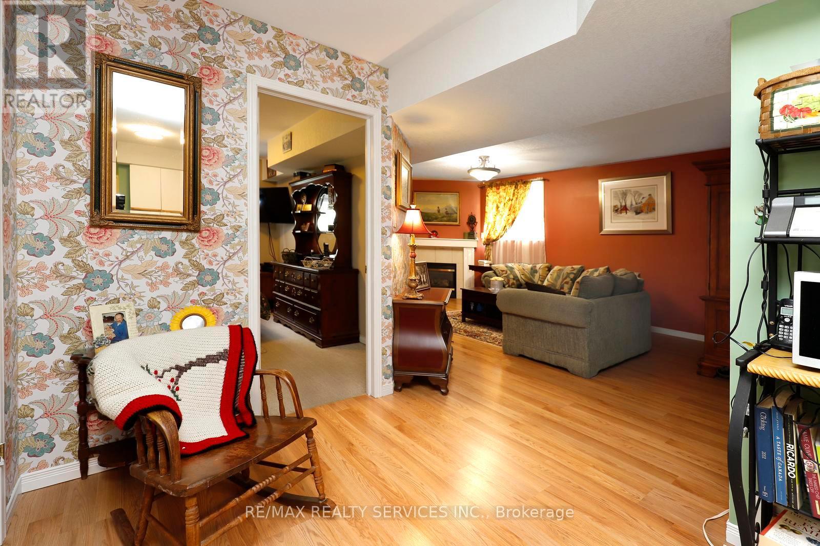 101 Glengarry Road, Orangeville, Ontario  L9W 5E4 - Photo 27 - W13450036