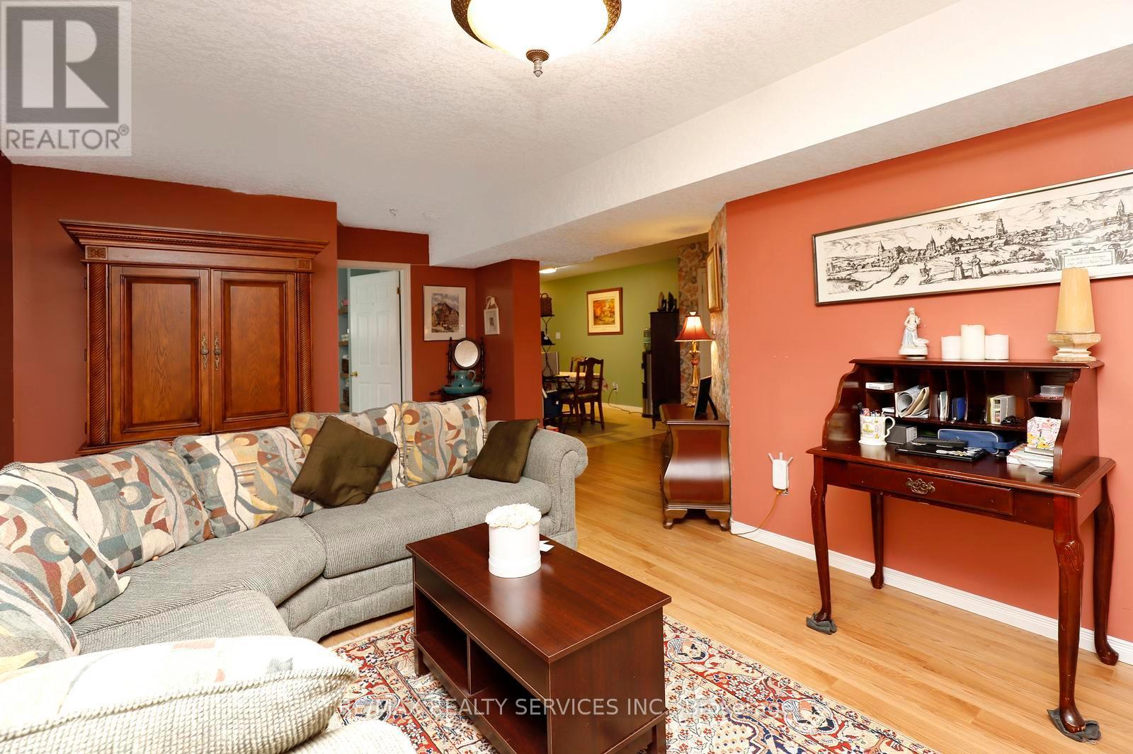 101 Glengarry Road, Orangeville, Ontario  L9W 5E4 - Photo 32 - W13450036