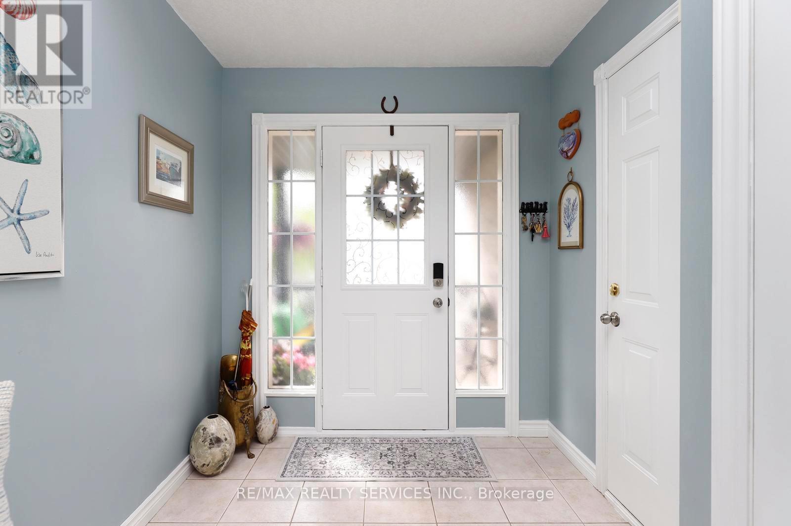 101 Glengarry Road, Orangeville, Ontario  L9W 5E4 - Photo 4 - W13450036