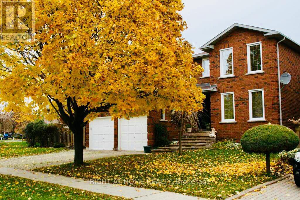 1515 STATIONMASTER LANE, Oakville, Ontario