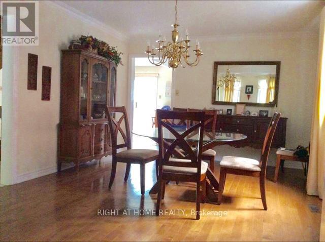 1515 Stationmaster Lane, Oakville, Ontario  L6M 3A8 - Photo 10 - W13450052