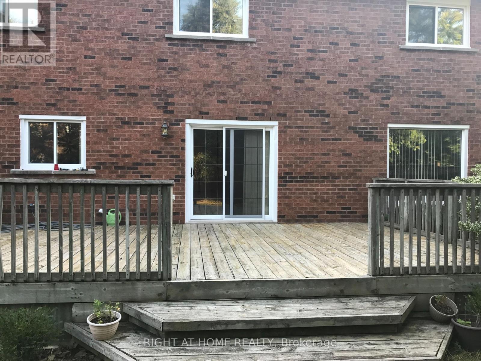 1515 Stationmaster Lane, Oakville, Ontario  L6M 3A8 - Photo 13 - W13450052