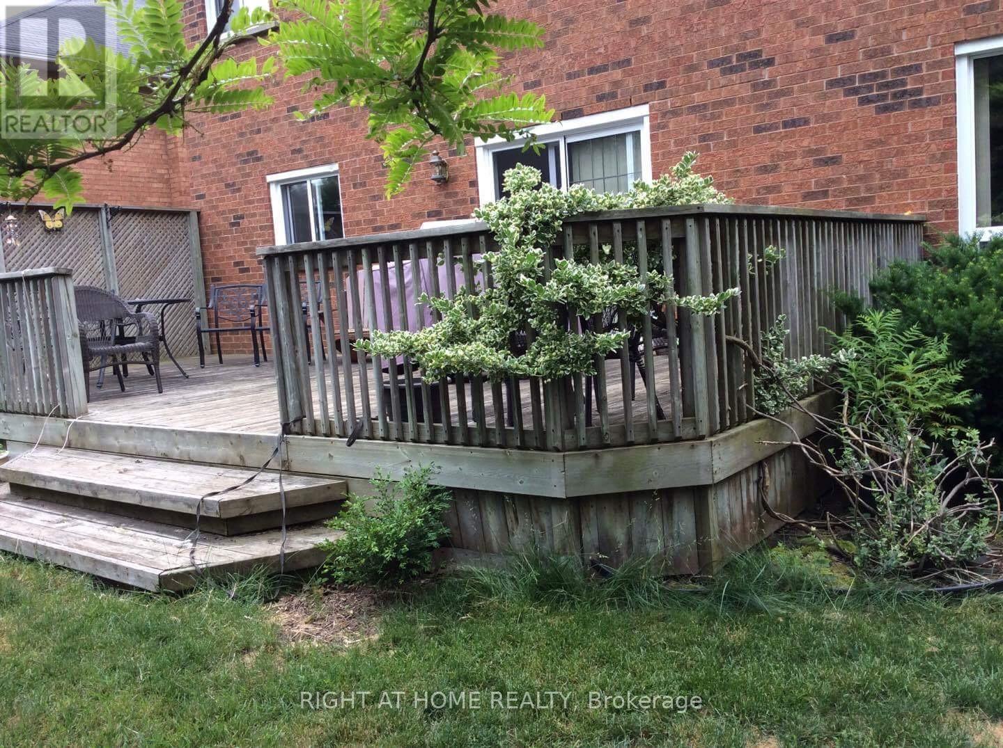 1515 Stationmaster Lane, Oakville, Ontario  L6M 3A8 - Photo 14 - W13450052
