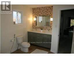 1515 Stationmaster Lane, Oakville, Ontario  L6M 3A8 - Photo 5 - W13450052