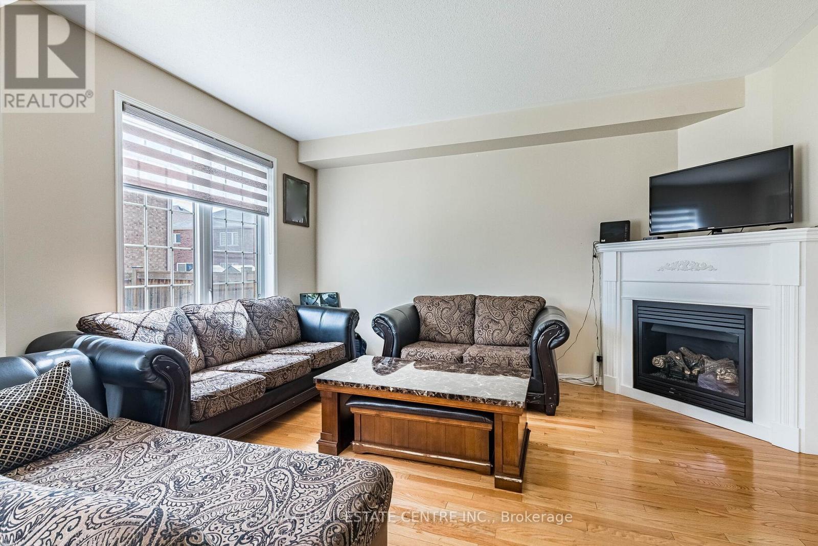 7 Loftsmoor Drive, Brampton, Ontario  L6R 3R8 - Photo 13 - W13450094