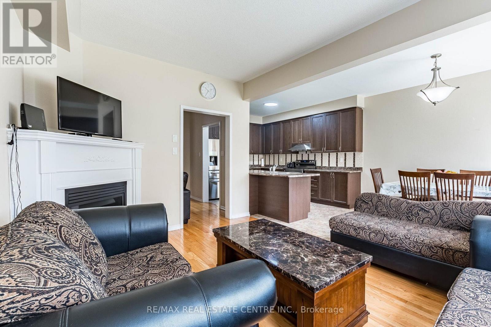 7 Loftsmoor Drive, Brampton, Ontario  L6R 3R8 - Photo 15 - W13450094