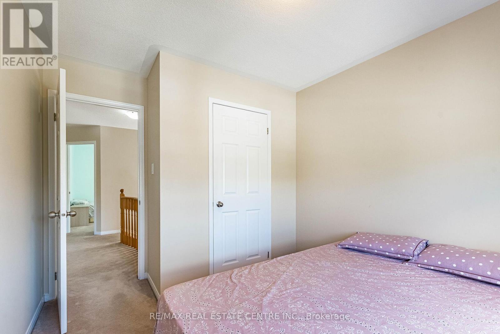 7 Loftsmoor Drive, Brampton, Ontario  L6R 3R8 - Photo 36 - W13450094
