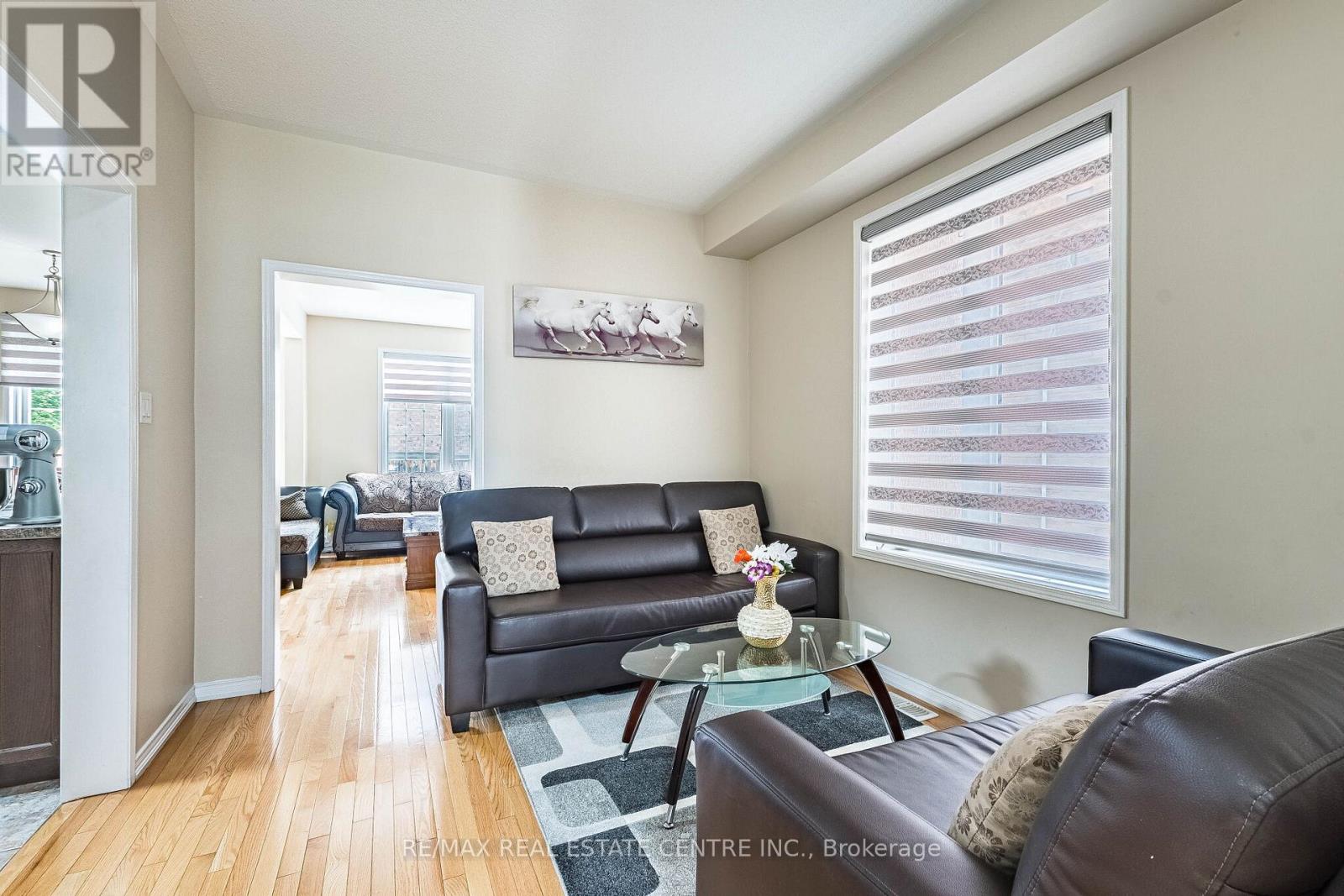 7 Loftsmoor Drive, Brampton, Ontario  L6R 3R8 - Photo 8 - W13450094