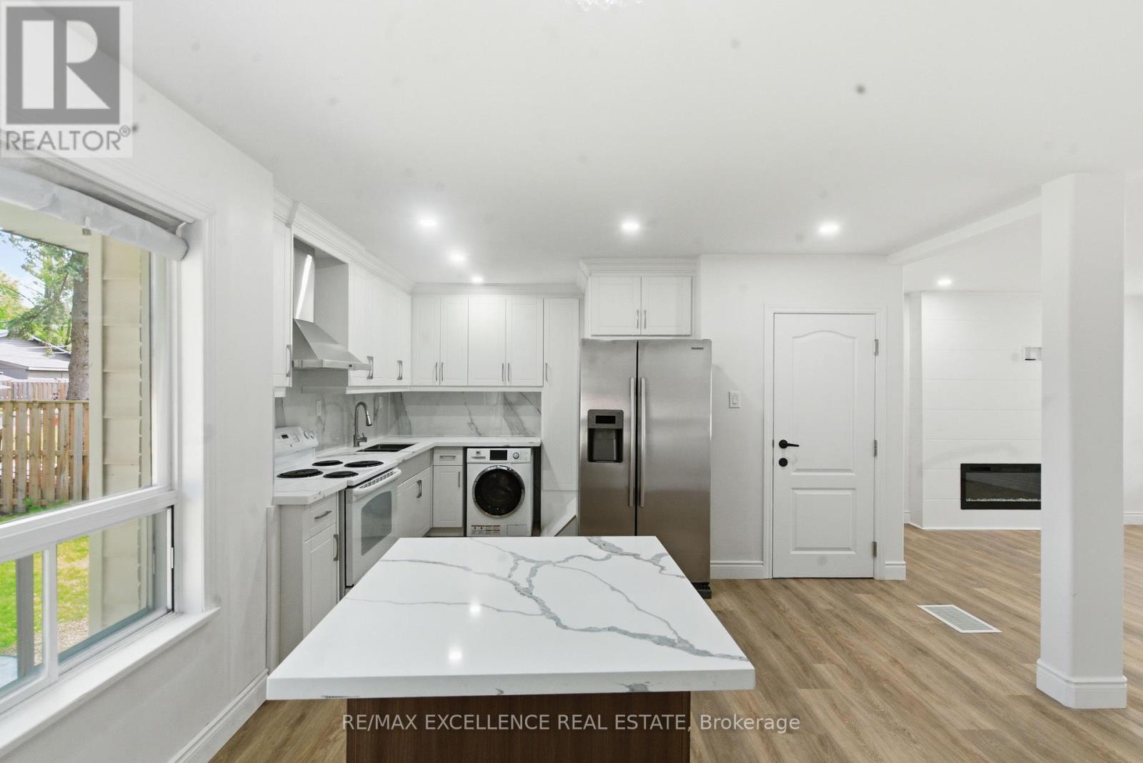 1814 Whitehall Drive, London East, Ontario  N5W 1Z3 - Photo 4 - X13433954
