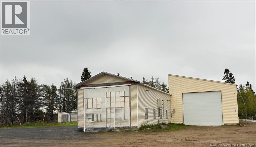 5026 Route 113, Haut-Lamèque, New Brunswick  E8T 3L4 - Photo 7 - NB141754